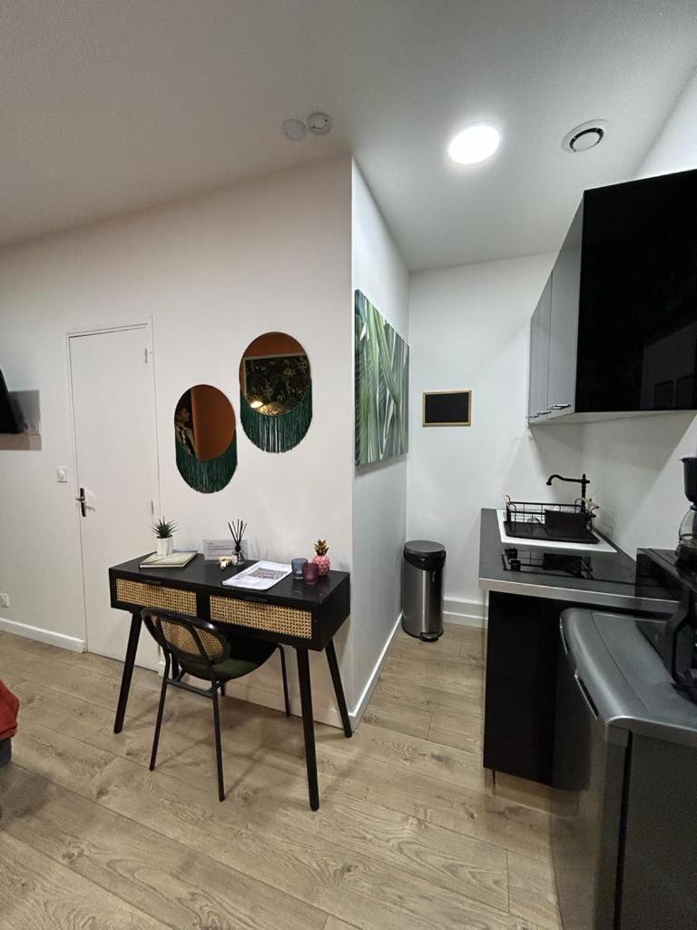 Stylish Modern Studio Apartment Paris Dış mekan fotoğraf